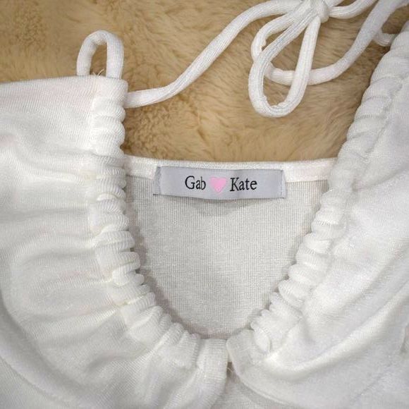 Gab & Kate White Off Shoulder Blouse Medium Tie Front Sexy V Neck Top - Picture 9 of 12